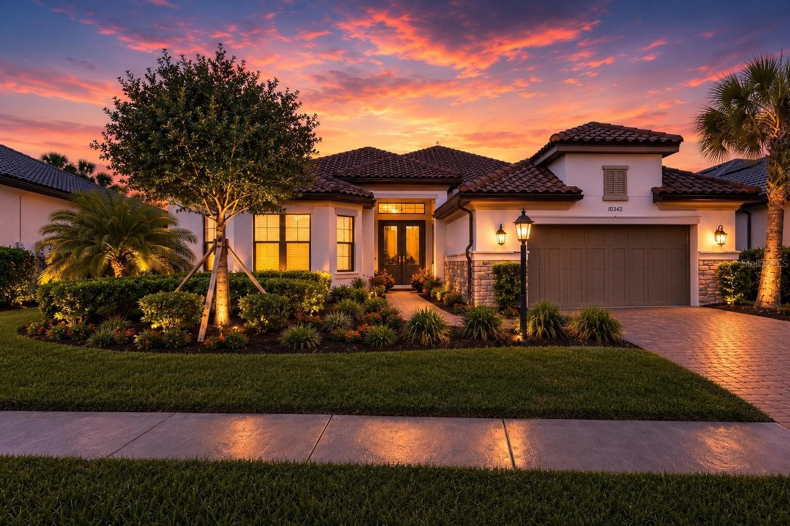 Sunset - 10342 MORNING MIST LN, SARASOTA
