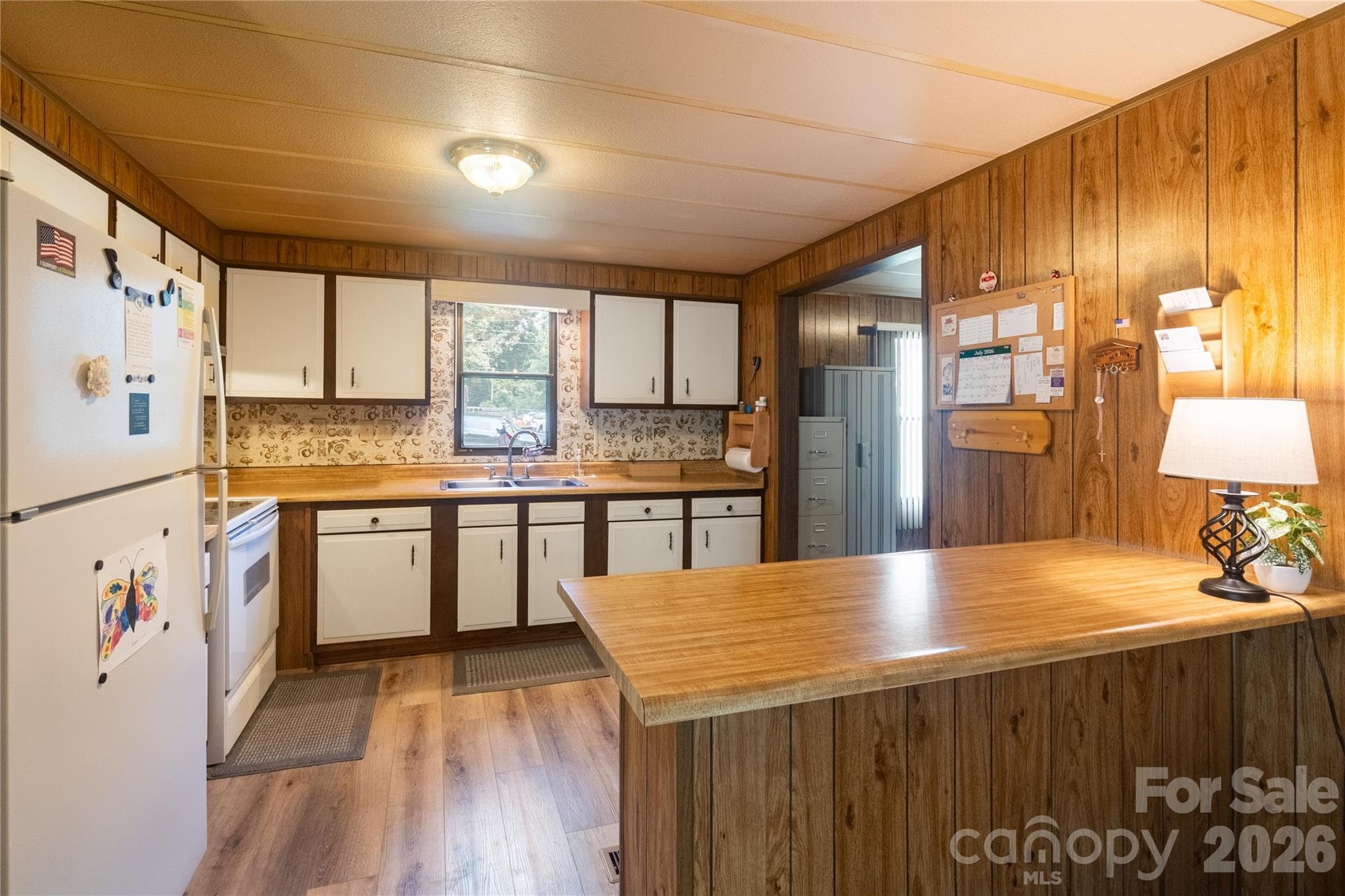 Single Family Residence at 9606 Walkers Ferry Road, Charlotte, photo 3 of 40