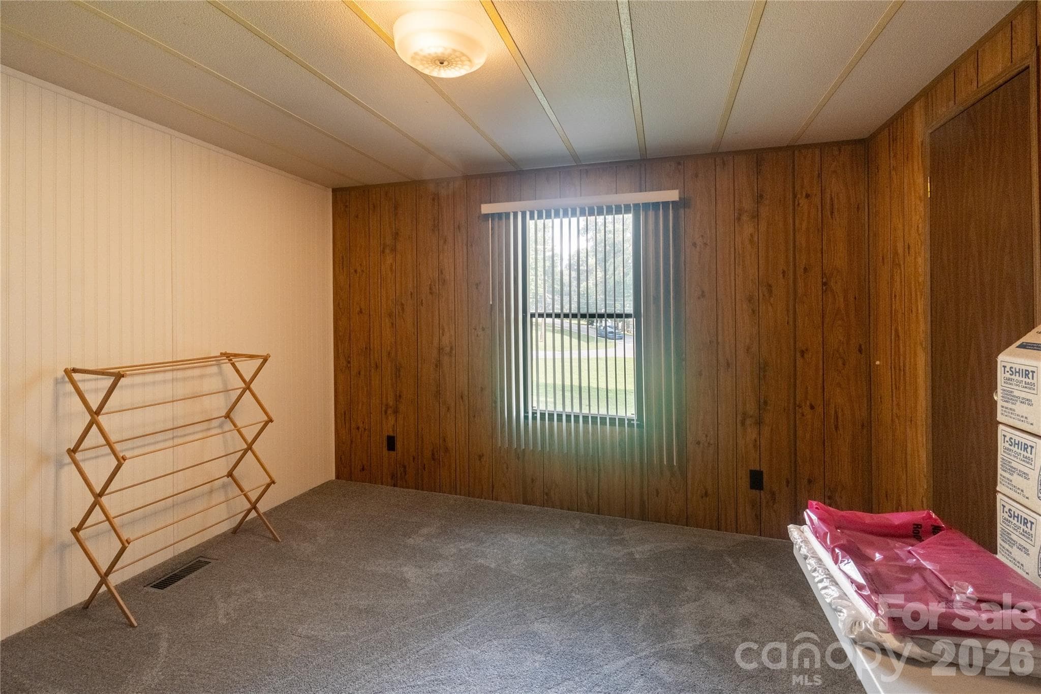 Single Family Residence at 9606 Walkers Ferry Road, Charlotte, photo 17 of 40