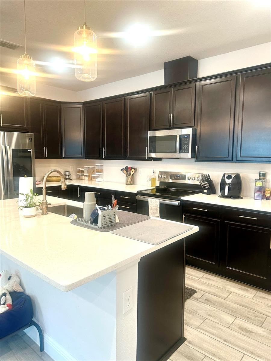 Single Family Residence at RIVERSTONE PH 2, LAKELAND, photo 9 of 39