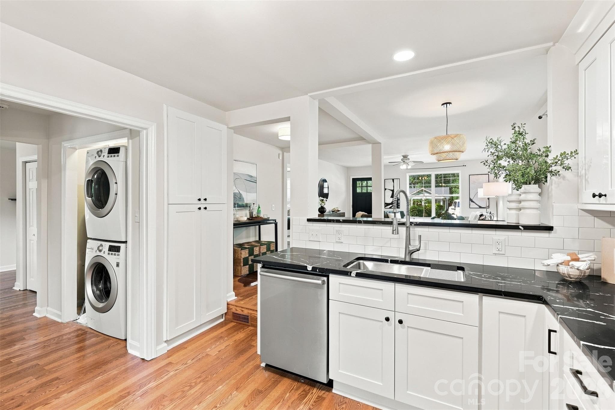 Single Family Residence at 1815 Arnold Drive, Charlotte, photo 14 of 28