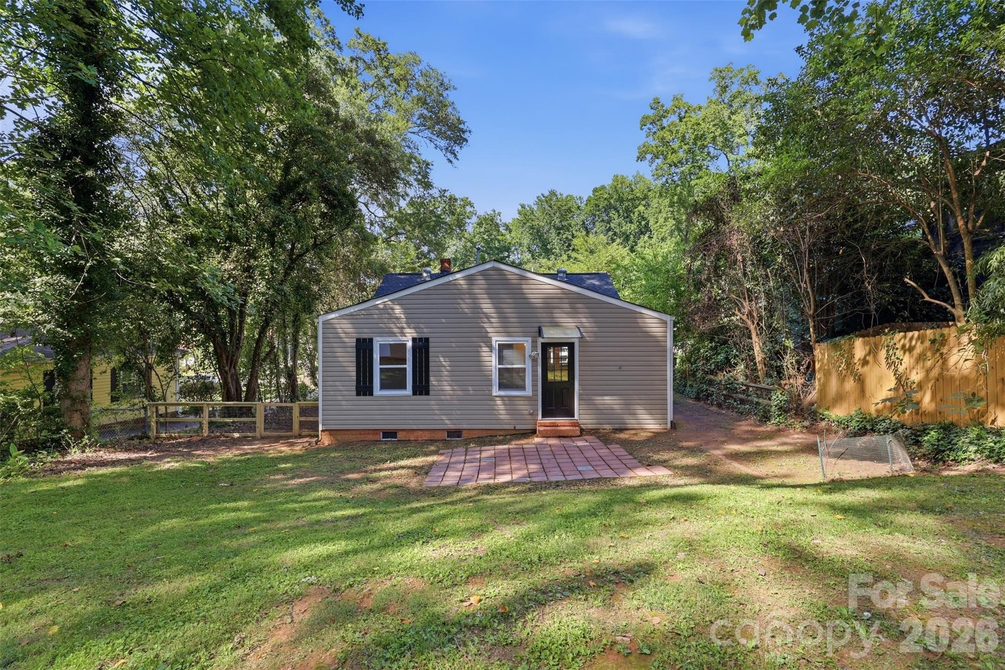 Single Family Residence at 1815 Arnold Drive, Charlotte, photo 23 of 28