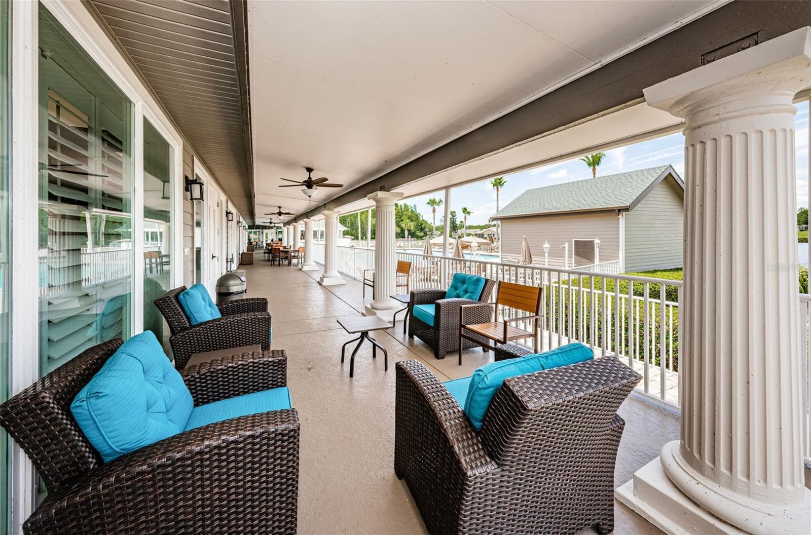 CLUBHOUSE VERANDA - 12021 FERN TERRACE CT, TRINITY