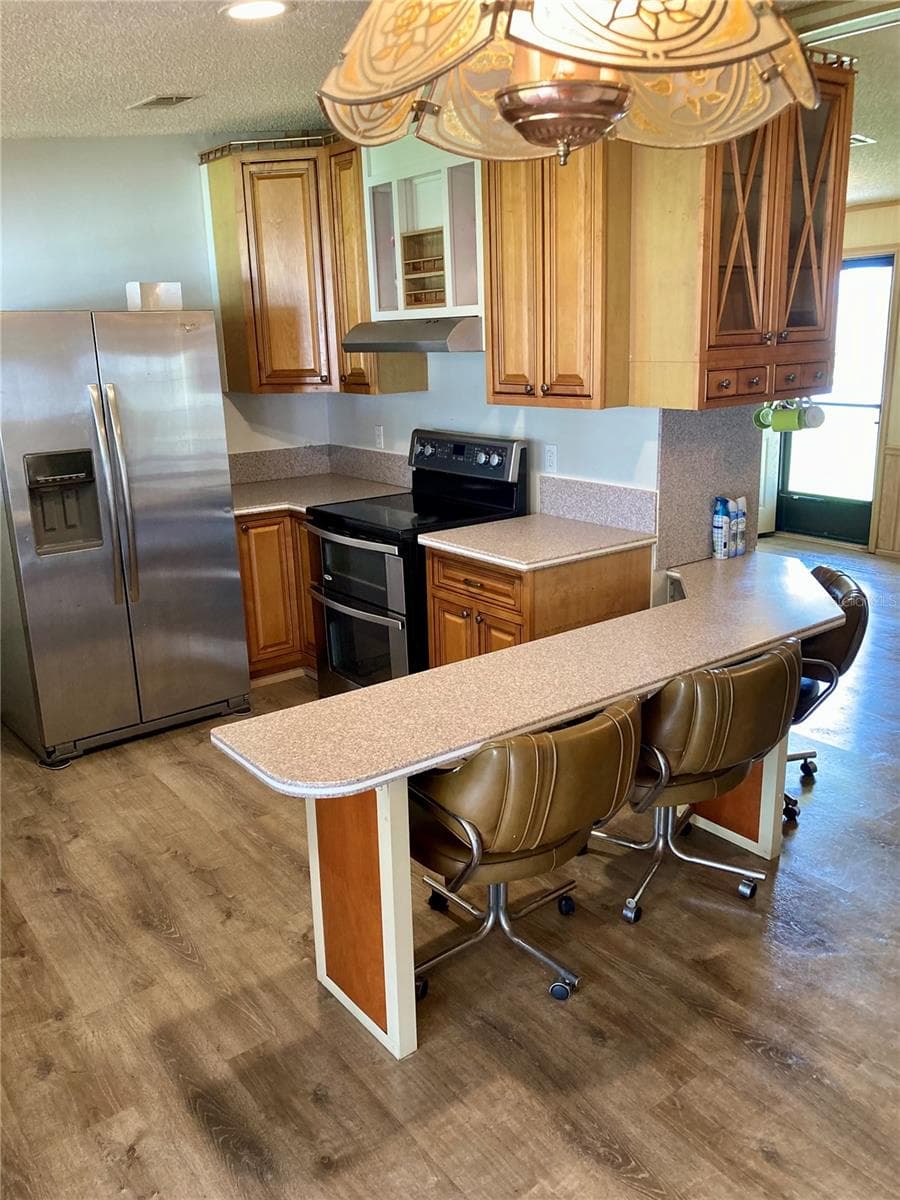 Manufactured Home at 1038 20TH ST, OKEECHOBEE, photo 5 of 52
