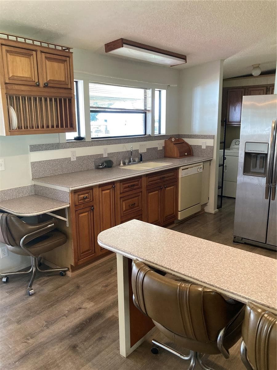 Manufactured Home at 1038 20TH ST, OKEECHOBEE, photo 7 of 52