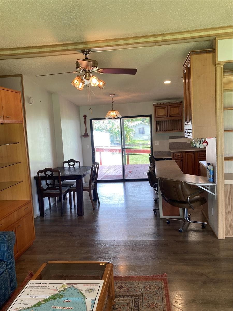 Manufactured Home at 1038 20TH ST, OKEECHOBEE, photo 13 of 52