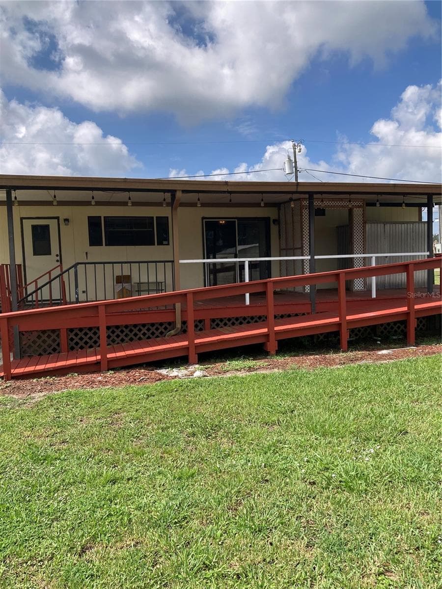 Manufactured Home at 1038 20TH ST, OKEECHOBEE, photo 39 of 52