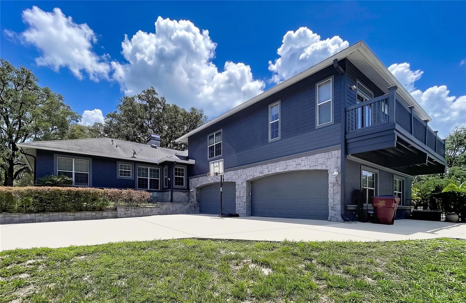 Single Family Residence at 2918 MAGNOLIA TRCE, TARPON SPRINGS, photo 4 of 75