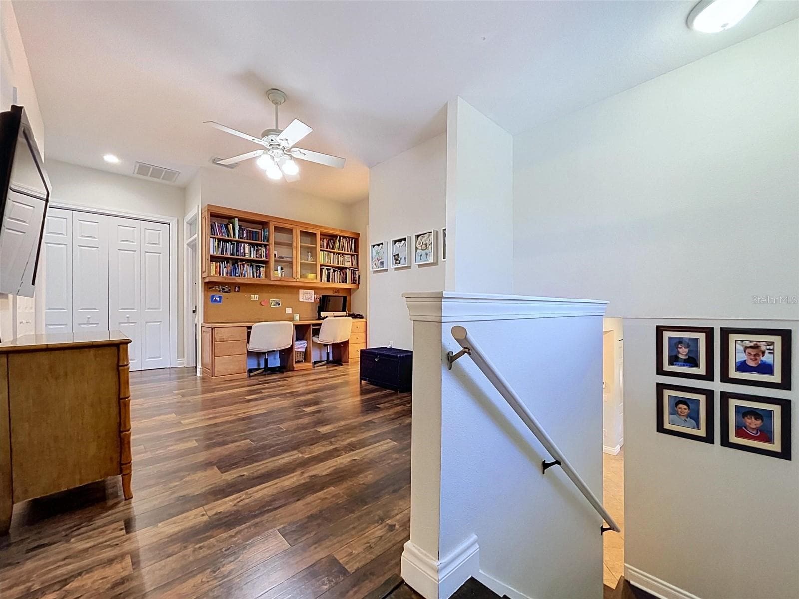 Upstairs - 2918 MAGNOLIA TRCE, TARPON SPRINGS