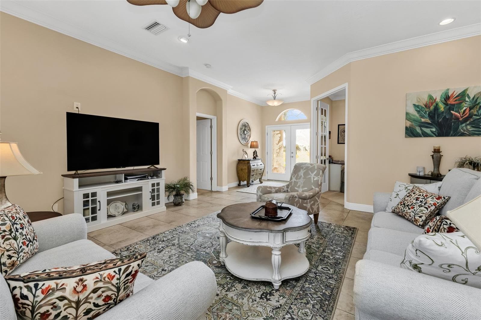 Great room: this home is spotless and shows LIKE NEW! - 24228 PEPPERCORN RD, PUNTA GORDA