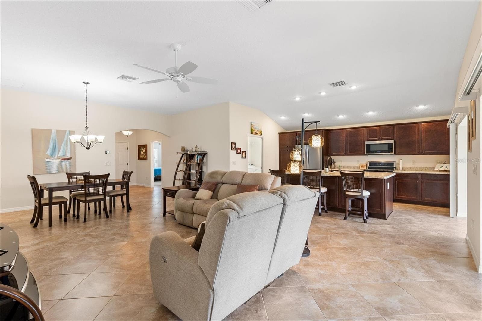 Single Family Residence at 5996 DELPHINA LOOP, THE VILLAGES, photo 11 of 41