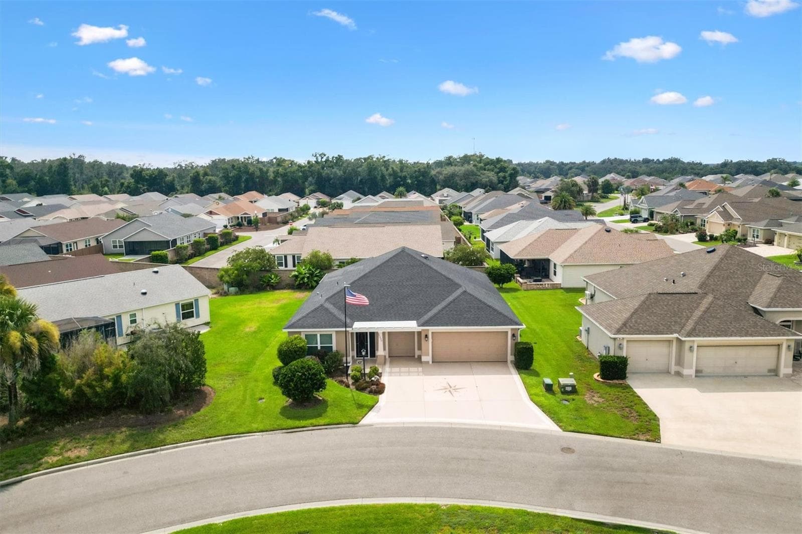 Single Family Residence at 5996 DELPHINA LOOP, THE VILLAGES, photo 34 of 41