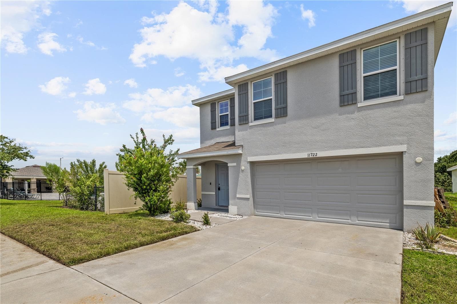 Single Family Residence at 11722 WHITE WILLOW LN, RIVERVIEW, photo 2 of 34