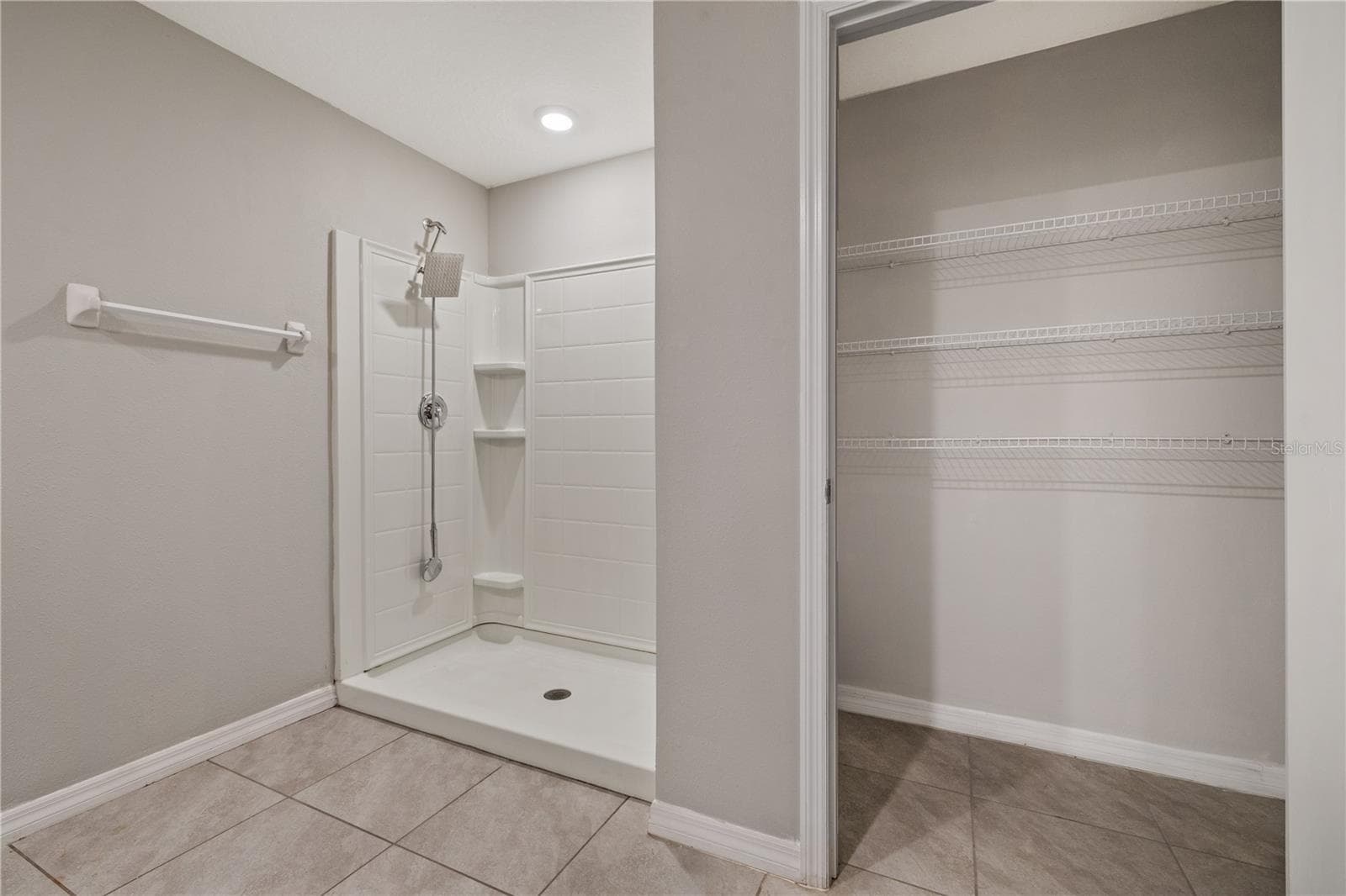 Single Family Residence at 11722 WHITE WILLOW LN, RIVERVIEW, photo 18 of 34