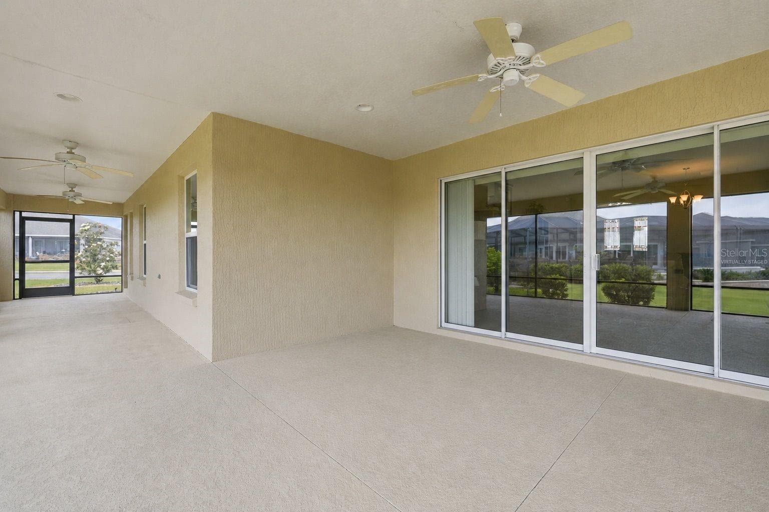 virtually staged patio - 1166 BLOUNT AVE, THE VILLAGES
