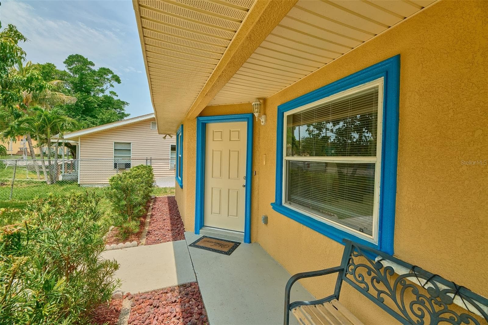 Single Family Residence at 212 13TH AVE W, BRADENTON, photo 3 of 23