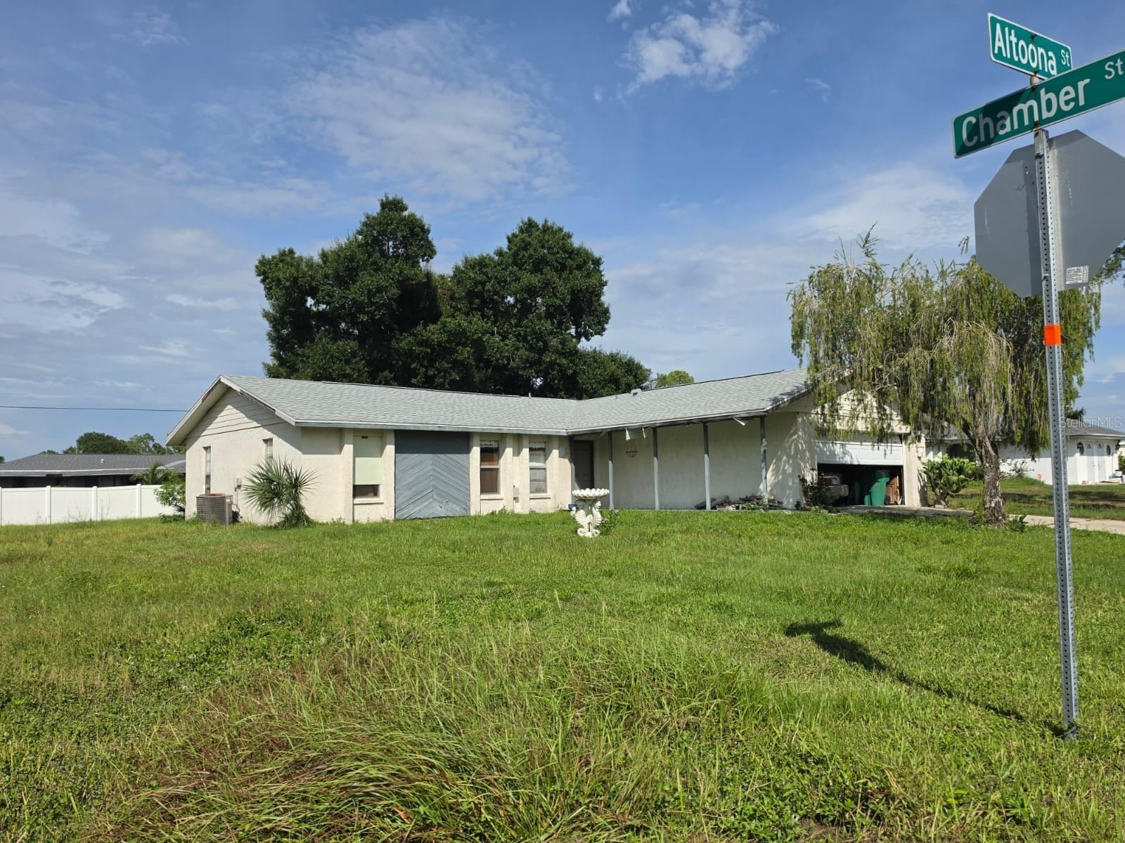 Single Family Residence at 586 ALTOONA ST NW, PORT CHARLOTTE, photo 4 of 4