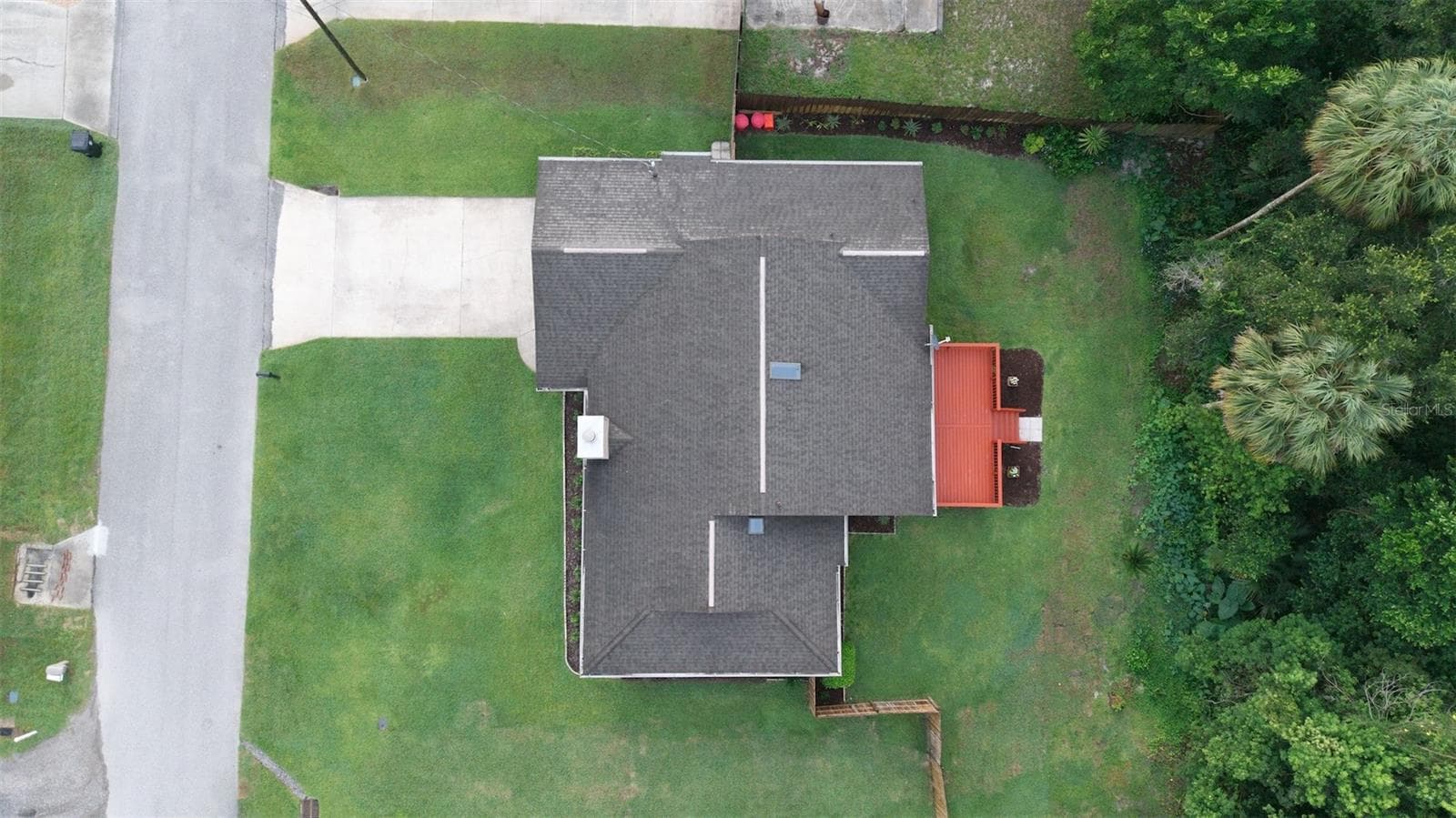 Single Family Residence at 898 CRITTENDEN AVE, ORANGE CITY, photo 6 of 43