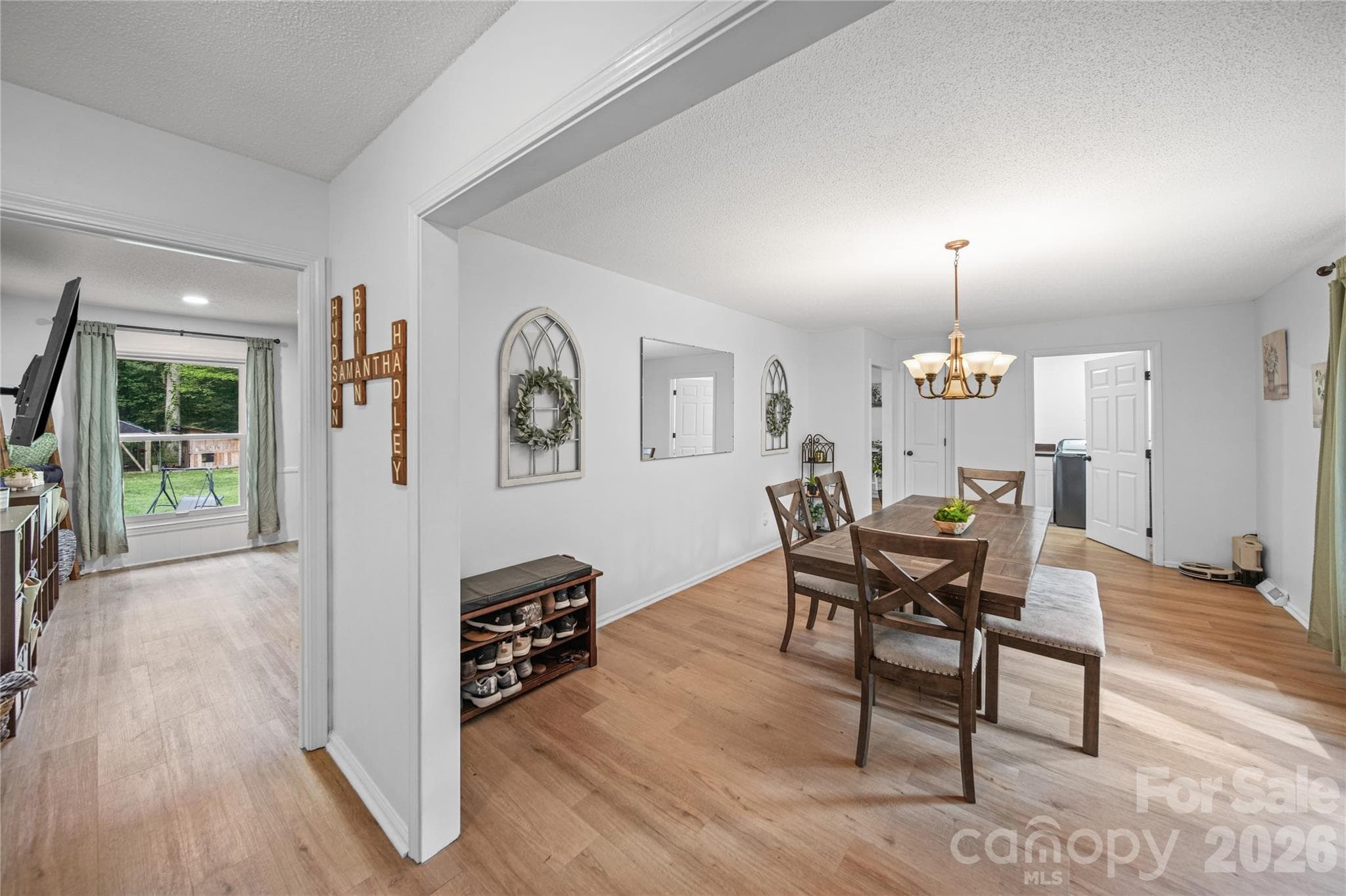 Single Family Residence at 2141 Moonstone Drive, Concord, photo 3 of 34