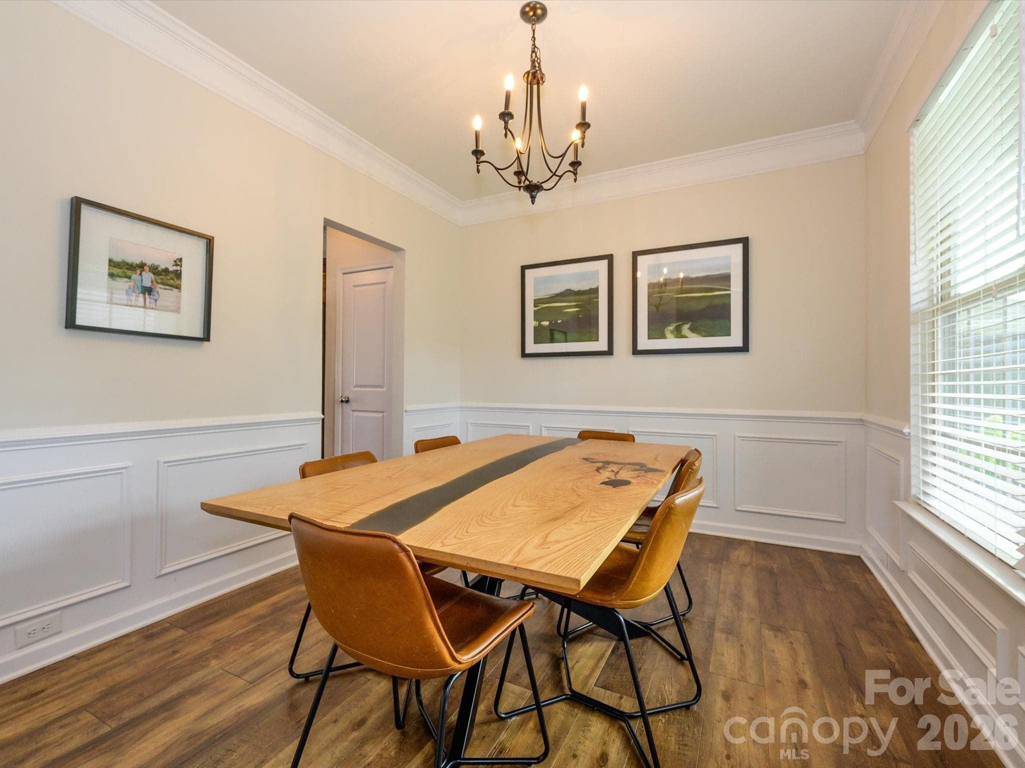 Single Family Residence at 1065 Pennington Drive, Lancaster, photo 5 of 41
