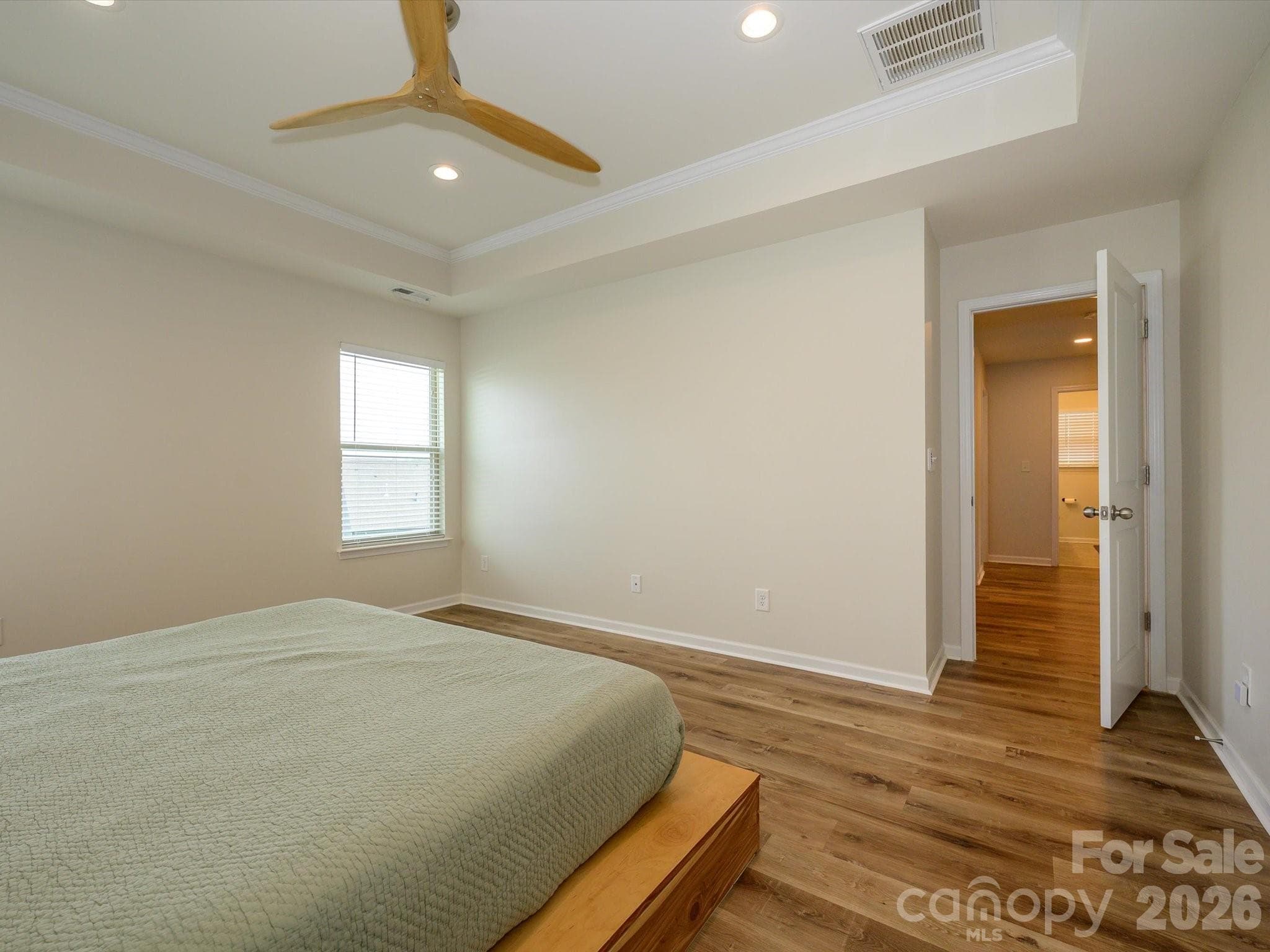 Single Family Residence at 1065 Pennington Drive, Lancaster, photo 17 of 41
