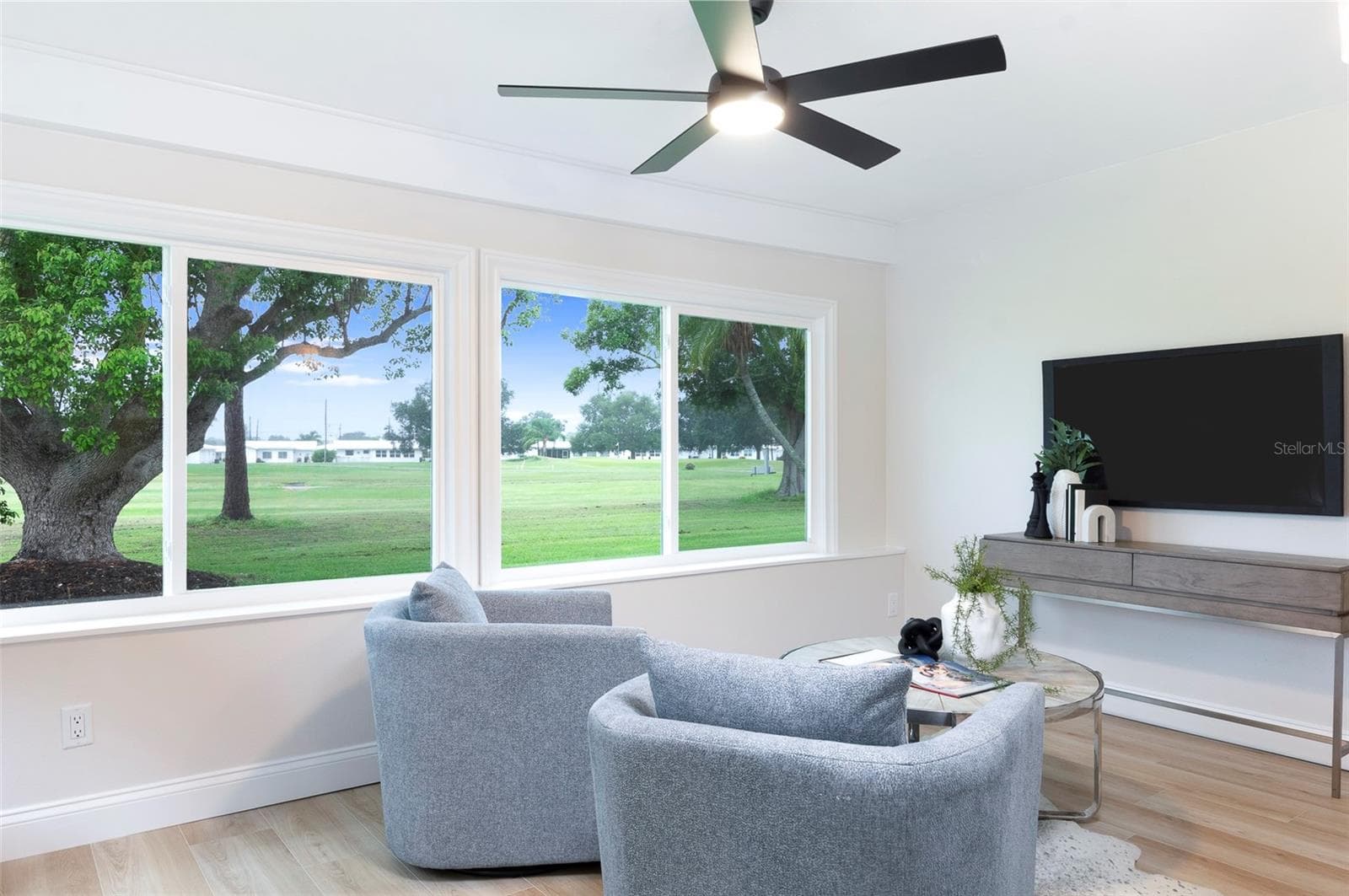 Single Family Residence at 4034 MAINLANDS BLVD N, PINELLAS PARK, photo 17 of 41