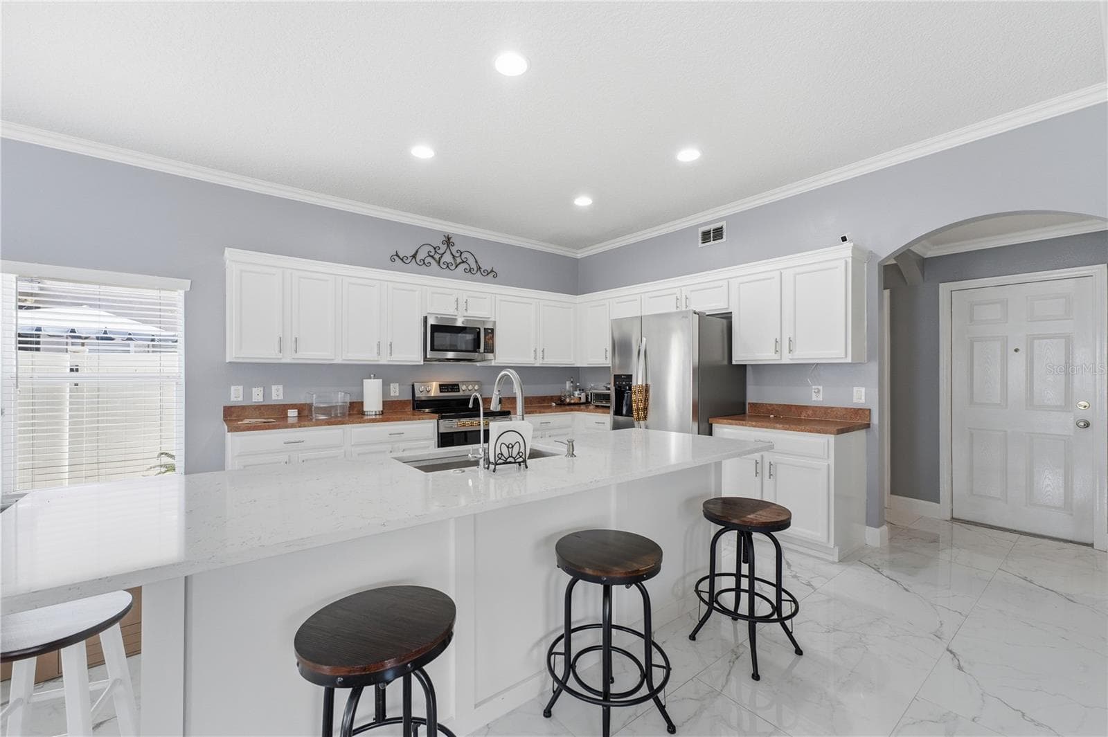 Kitchen - 10114 OAK CREST RD, ORLANDO