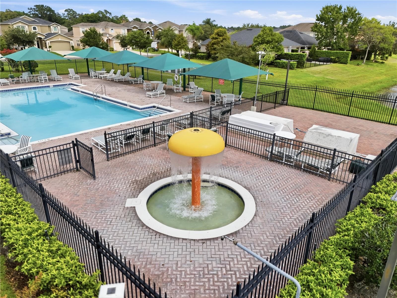 Community Pool - 10114 OAK CREST RD, ORLANDO
