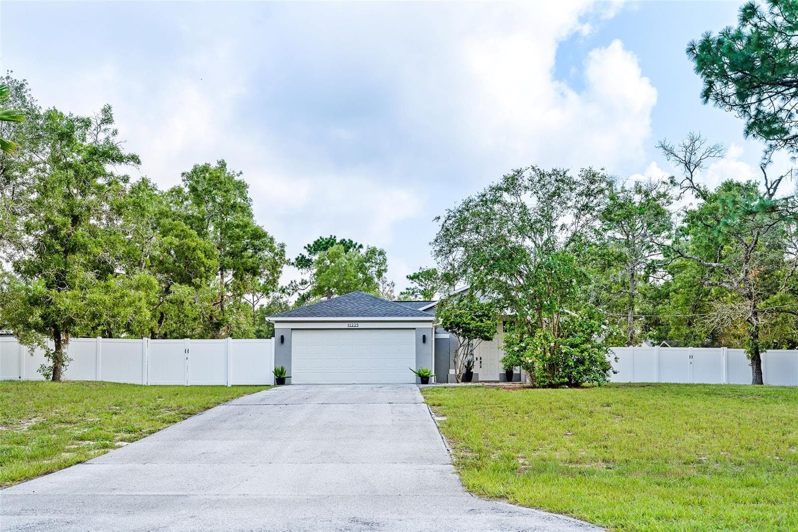 Single Family Residence at 11225 FLOWER AVE, WEEKI WACHEE, photo 41 of 64