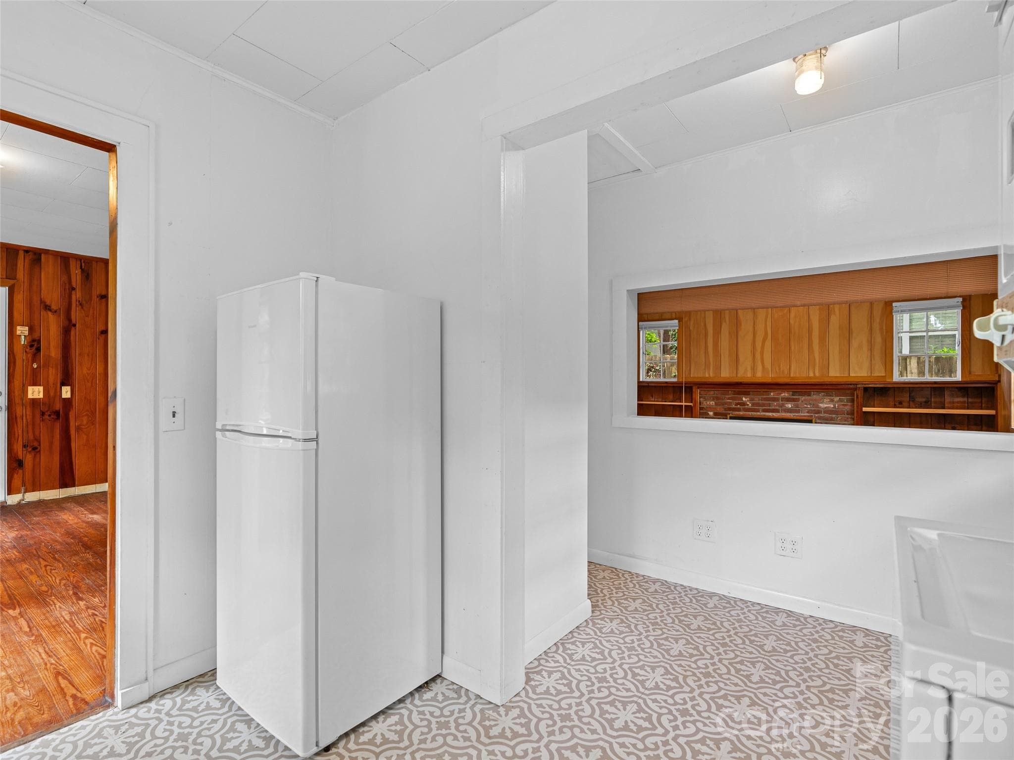 Writer's Cottage Kitchen - 111-113 Stewart Street, Hendersonville