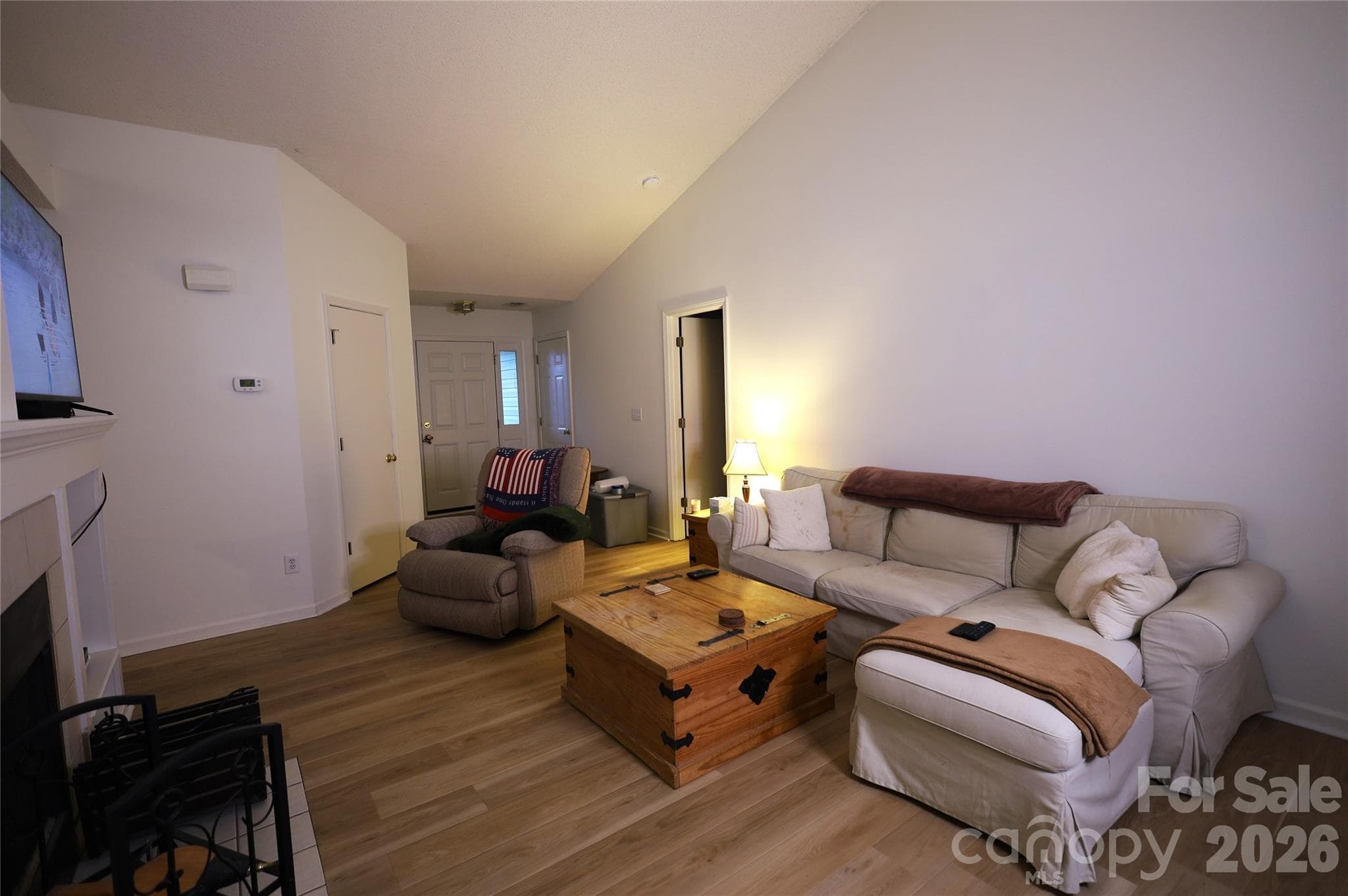 Single Family Residence at 5827 SW Mahogany Place SW, Concord, photo 5 of 16