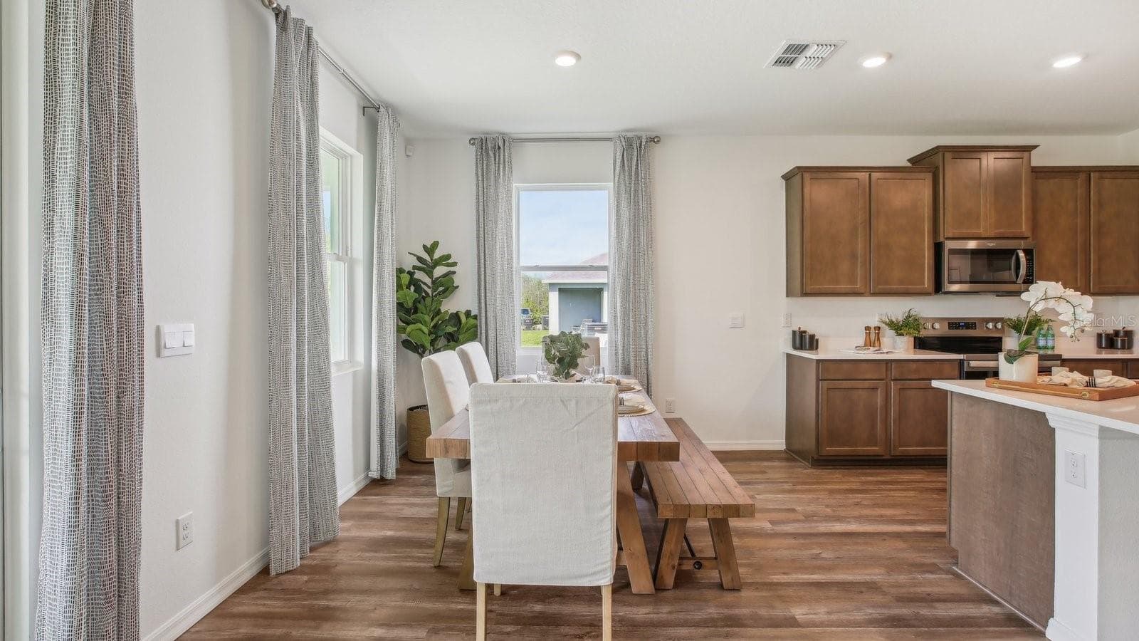 Single Family Residence at 36237 HILLRIDGE TRL, ZEPHYRHILLS, photo 9 of 34