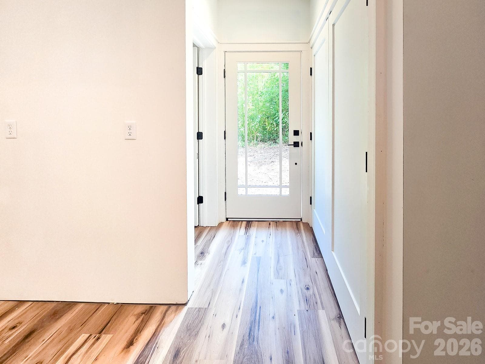 ADU-Apartment with separate entrance - 505 S Oconeechee Avenue, Black Mountain