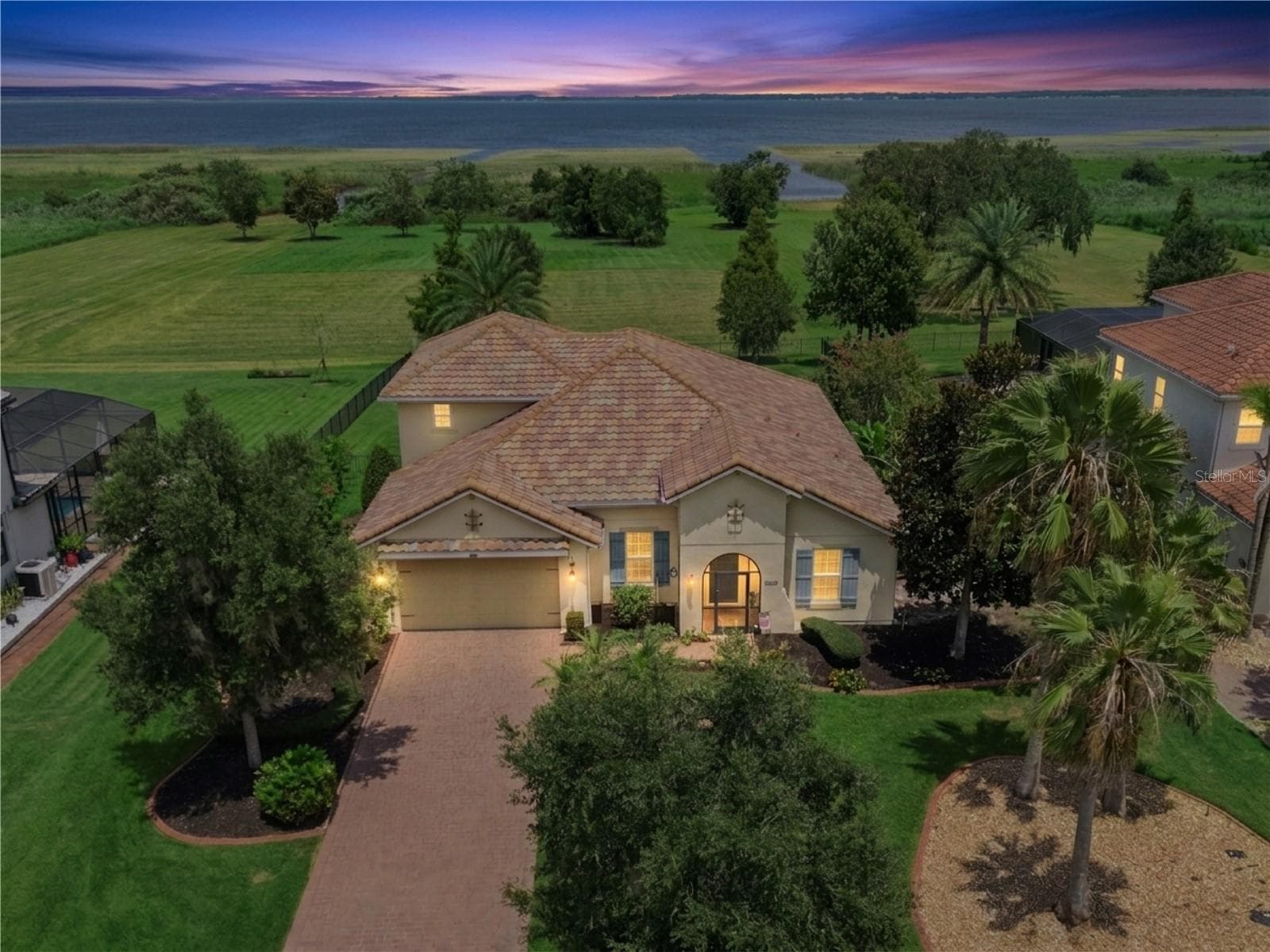 1511 GATEWAY LN