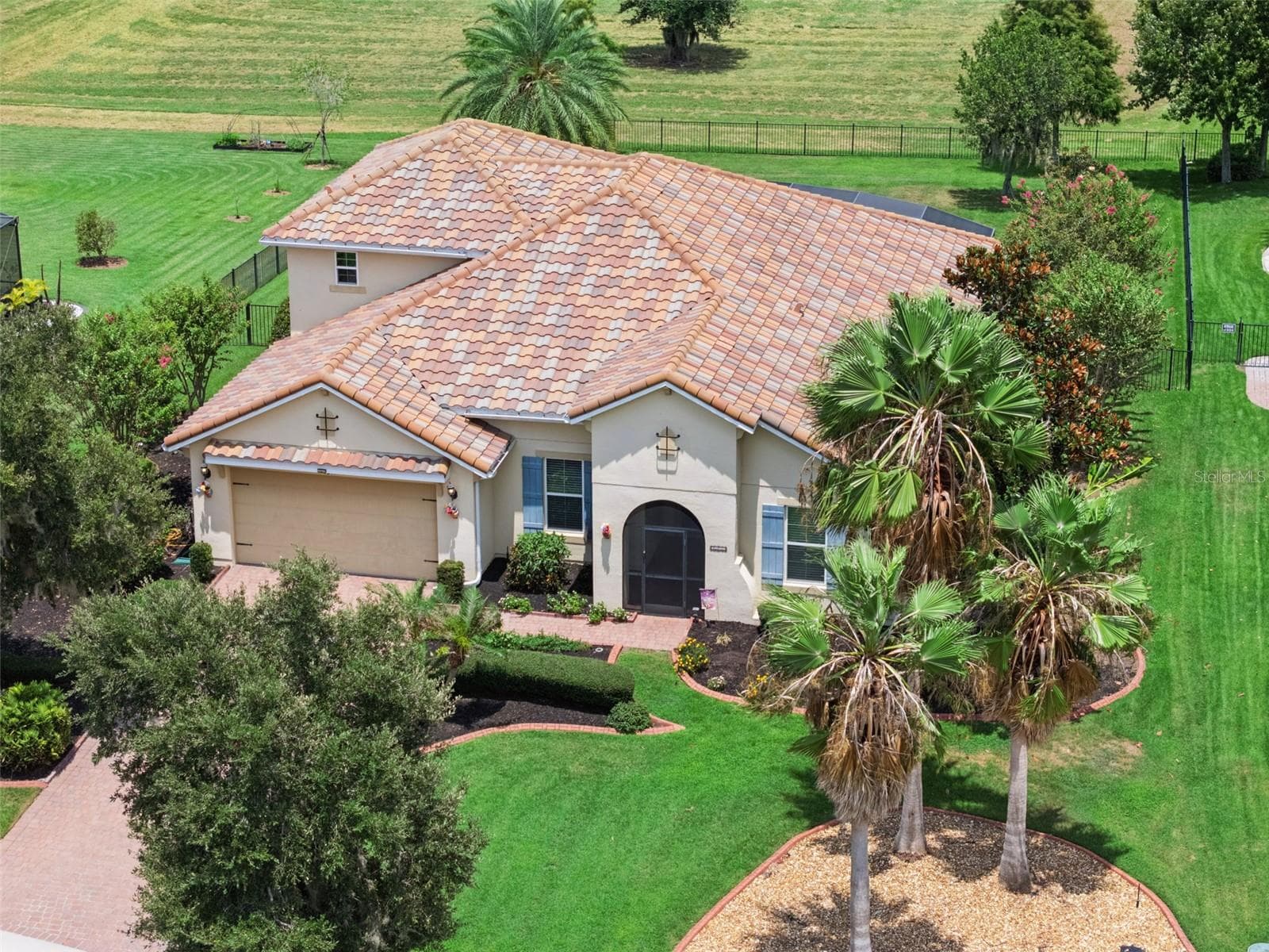 Single Family Residence at 1511 GATEWAY LN, KISSIMMEE, photo 2 of 71