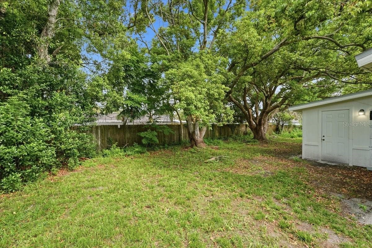 Single Family Residence at 1220 SIENNA CT, DELTONA, photo 27 of 31