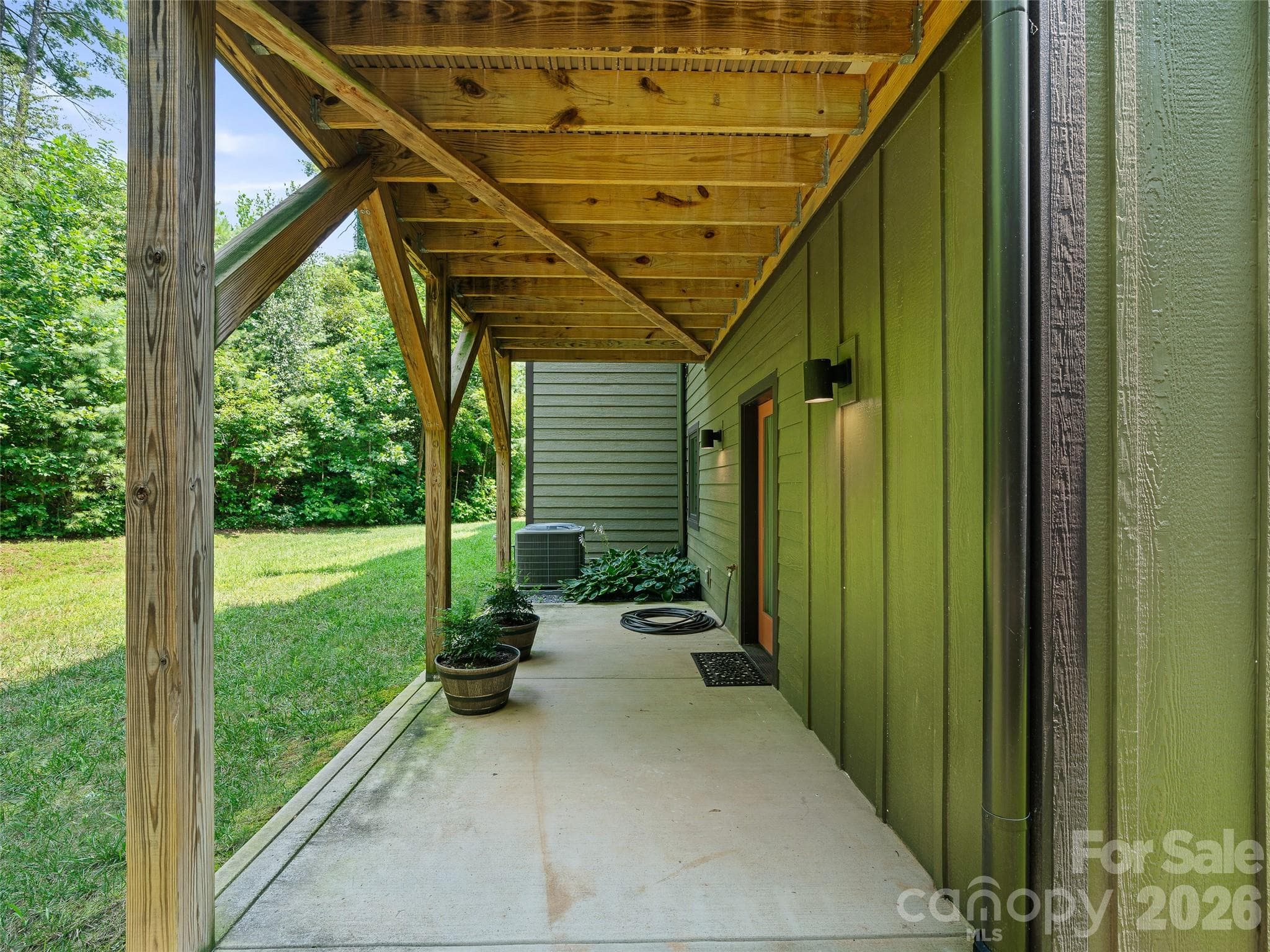 Townhouse at 35 Macallan Lane, Asheville, photo 32 of 40