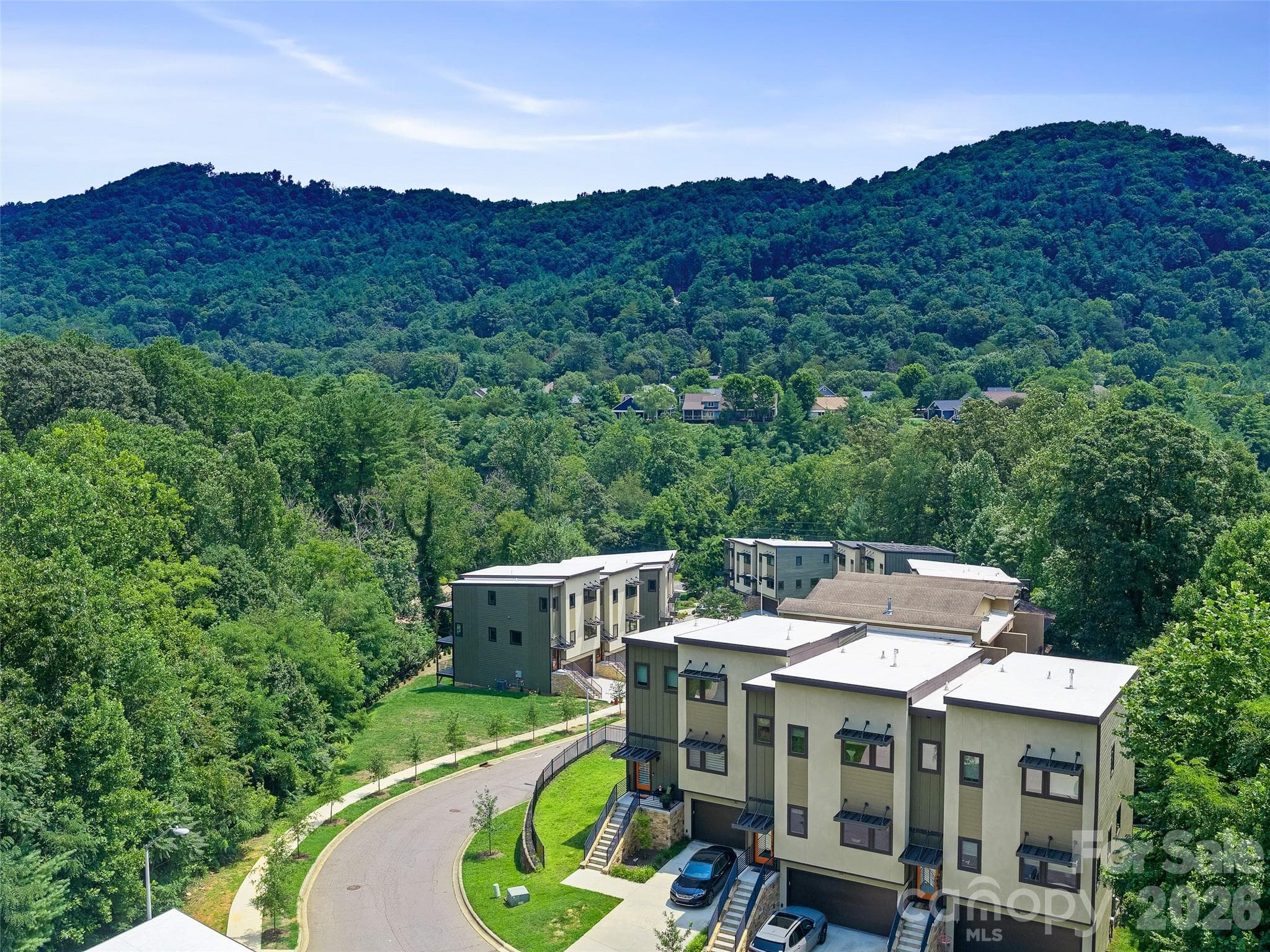 Townhouse at 35 Macallan Lane, Asheville, photo 36 of 40