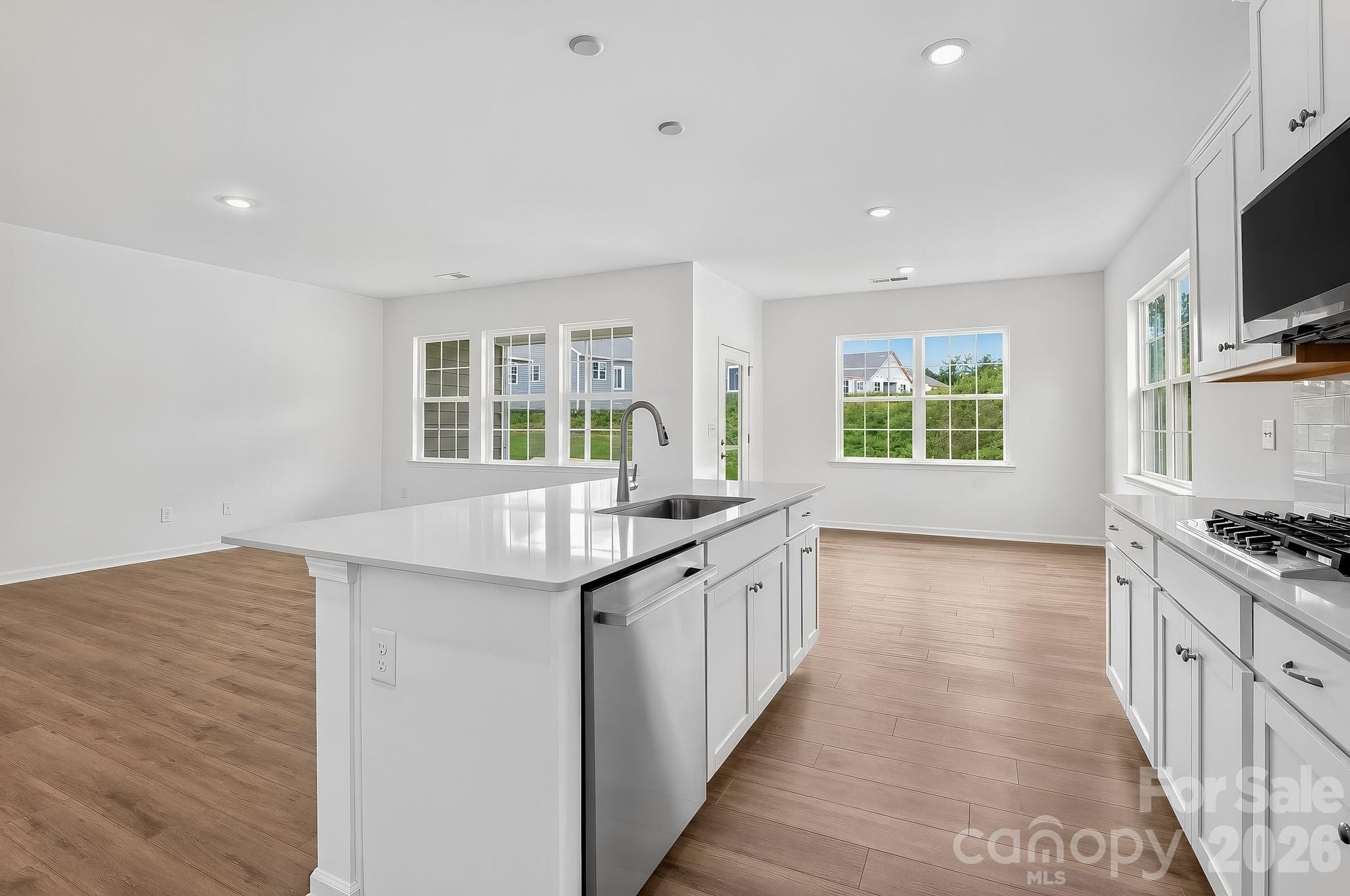 Single Family Residence at 8548 Norman Forest Road, Lancaster, photo 12 of 31