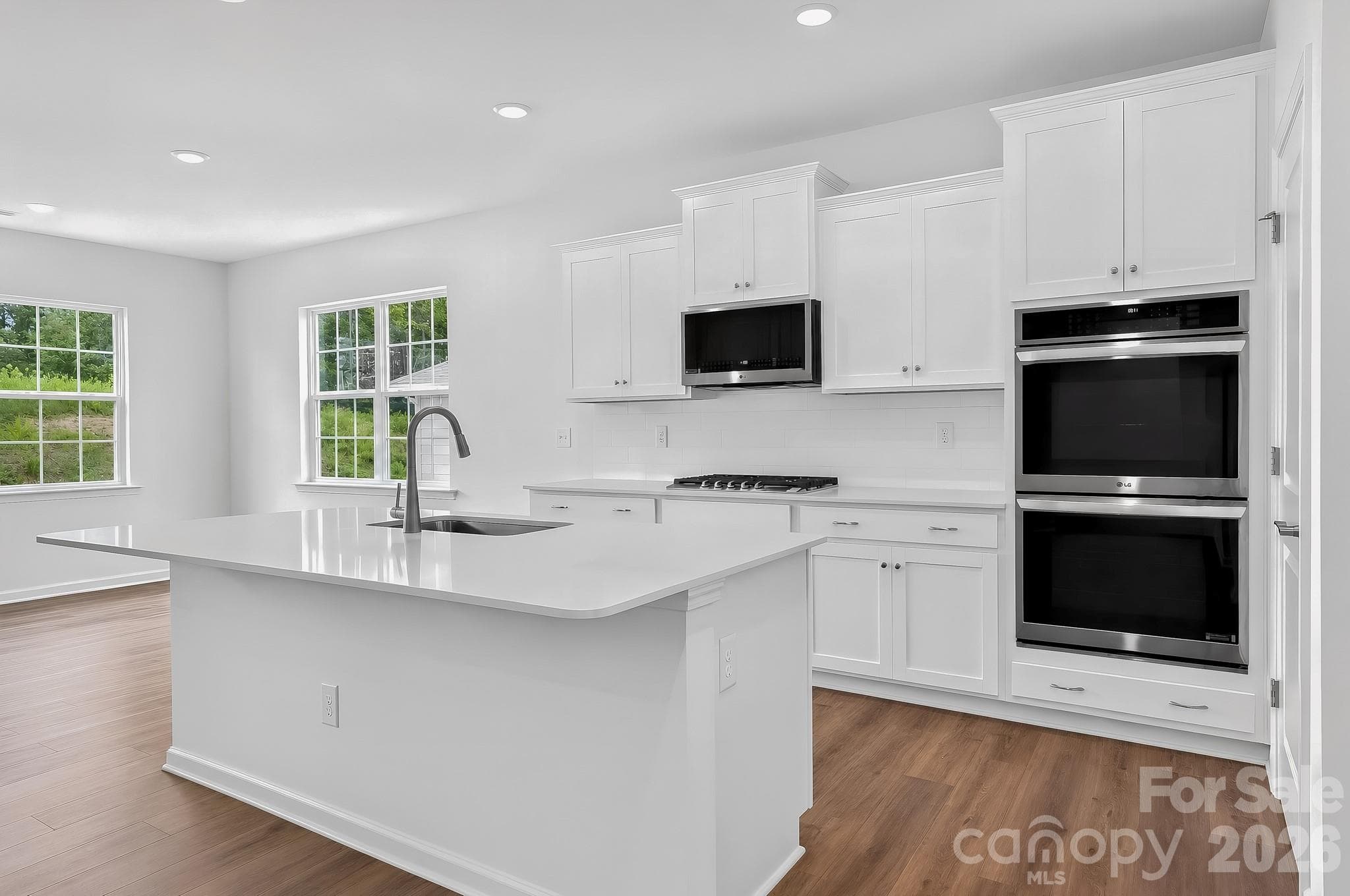 Single Family Residence at 8548 Norman Forest Road, Lancaster, photo 16 of 31