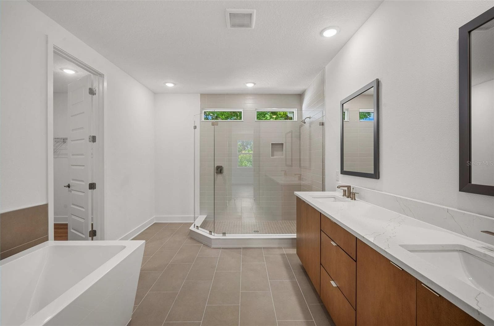 Primary en suite - 3108 W BALLAST POINT BLVD, TAMPA