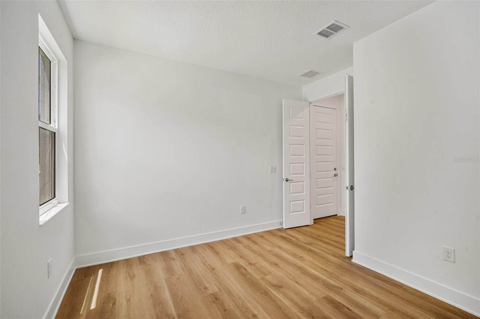 Single Family Residence at 3108 W BALLAST POINT BLVD, TAMPA, photo 24 of 38