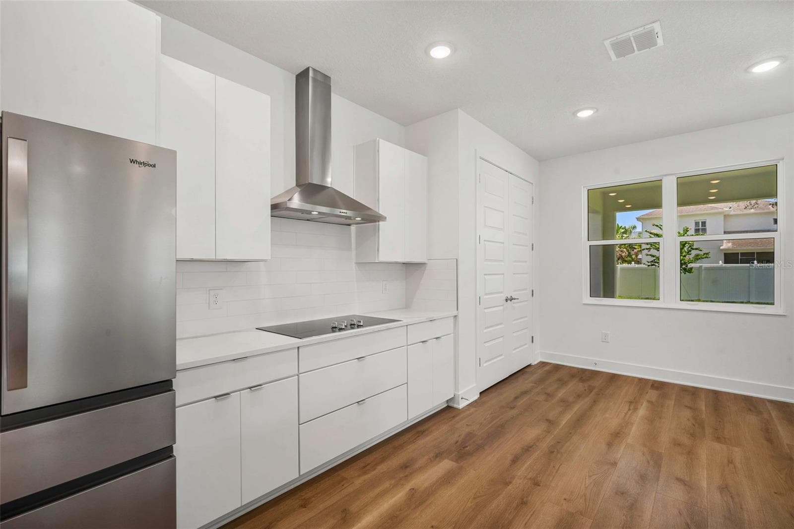 Single Family Residence at 3108 W BALLAST POINT BLVD, TAMPA, photo 26 of 38
