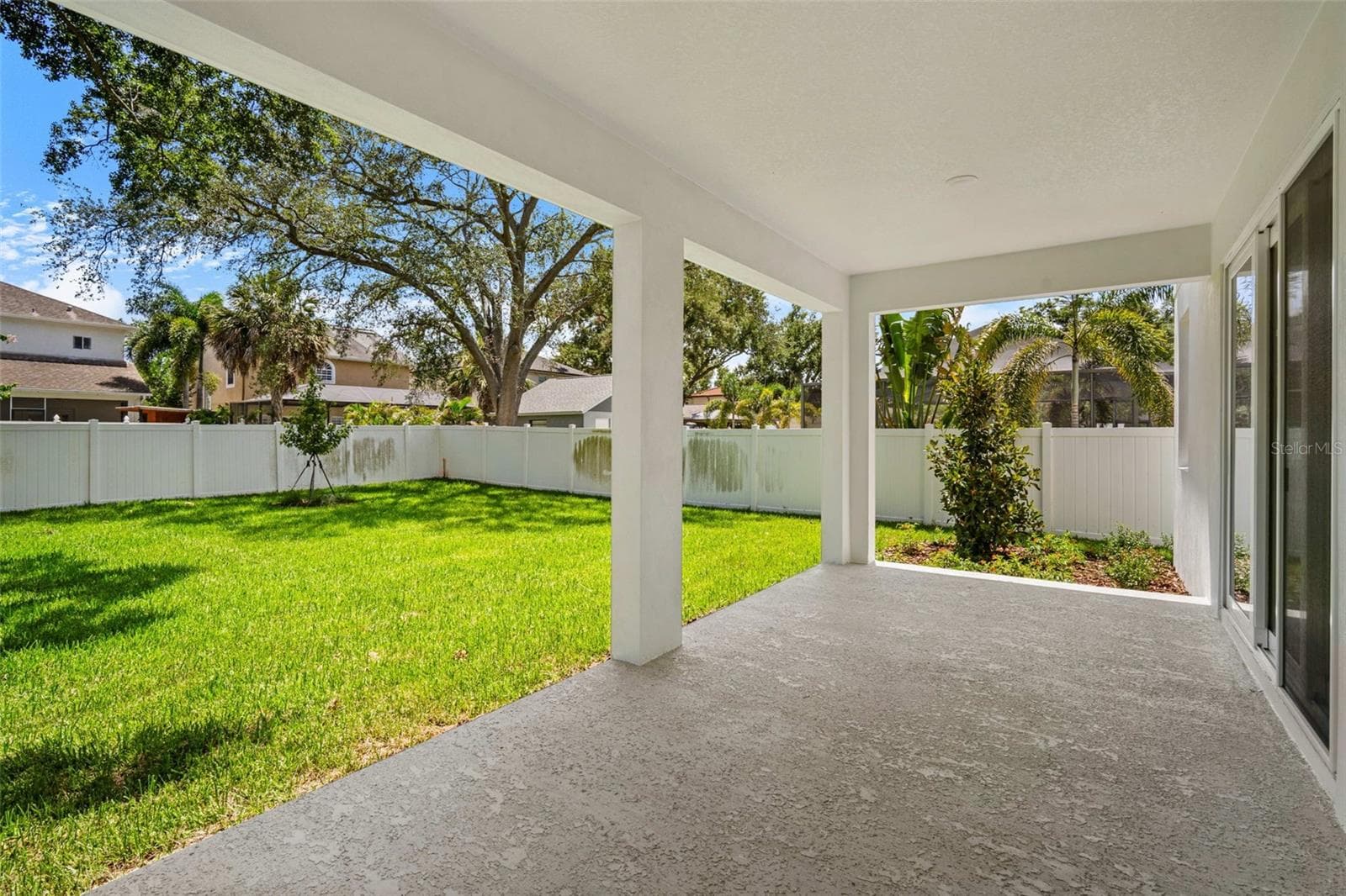 Single Family Residence at 3108 W BALLAST POINT BLVD, TAMPA, photo 37 of 38