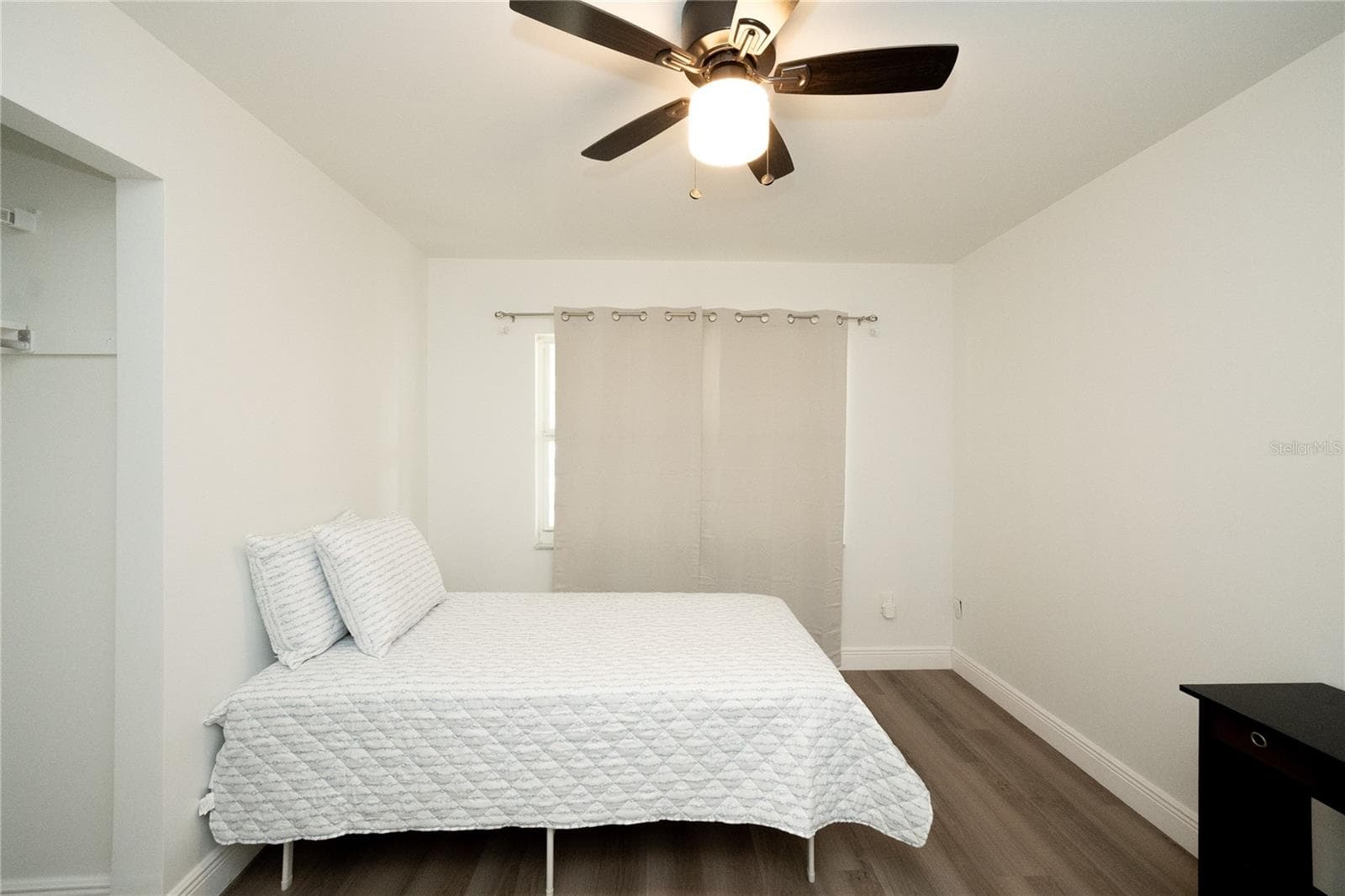 Room 3 - 8413 MILLWOOD DR, TAMPA