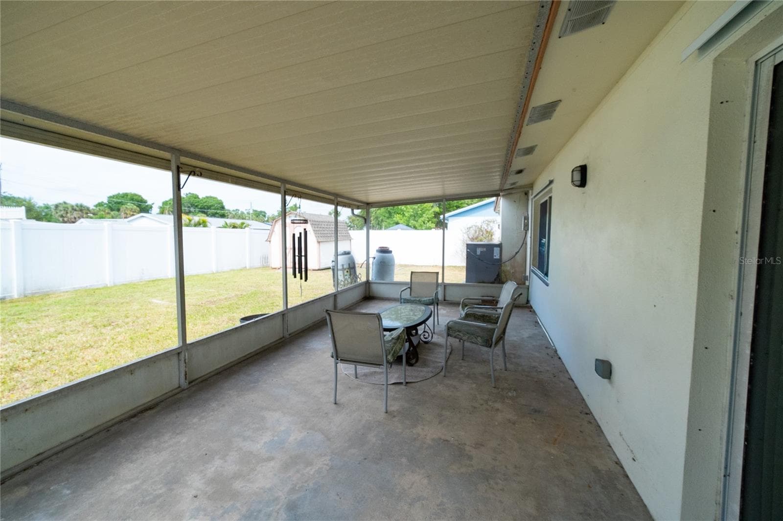 Screen Patio - 8413 MILLWOOD DR, TAMPA