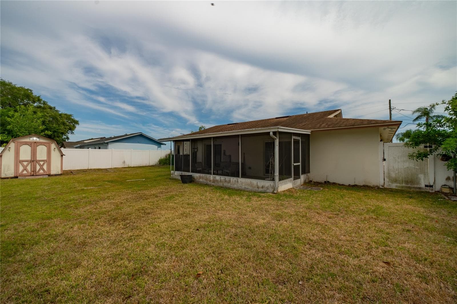 Large Backyard - 8413 MILLWOOD DR, TAMPA