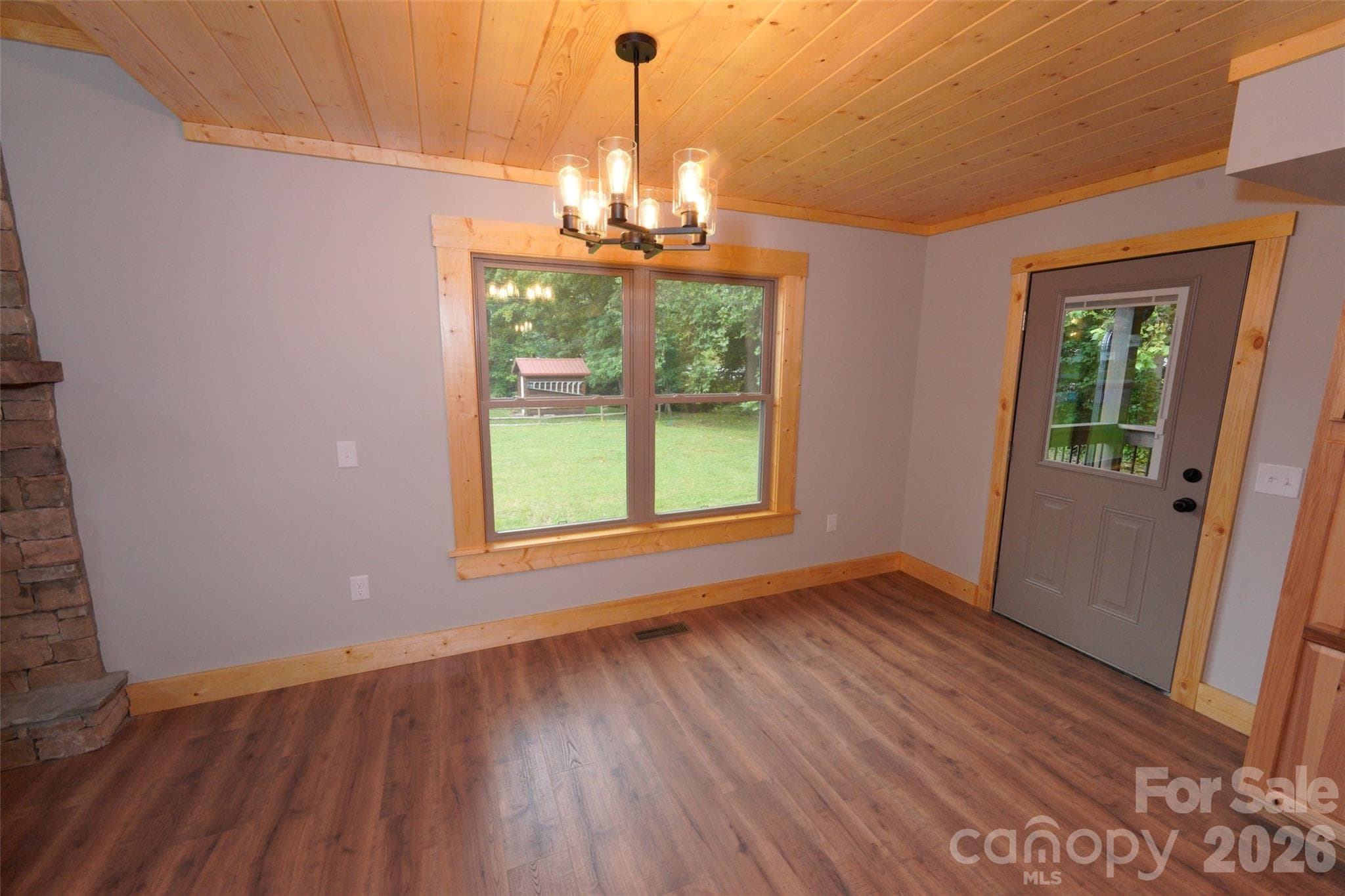 Single Family Residence at 616 Twinbrook Lane, Maggie Valley, photo 9 of 34