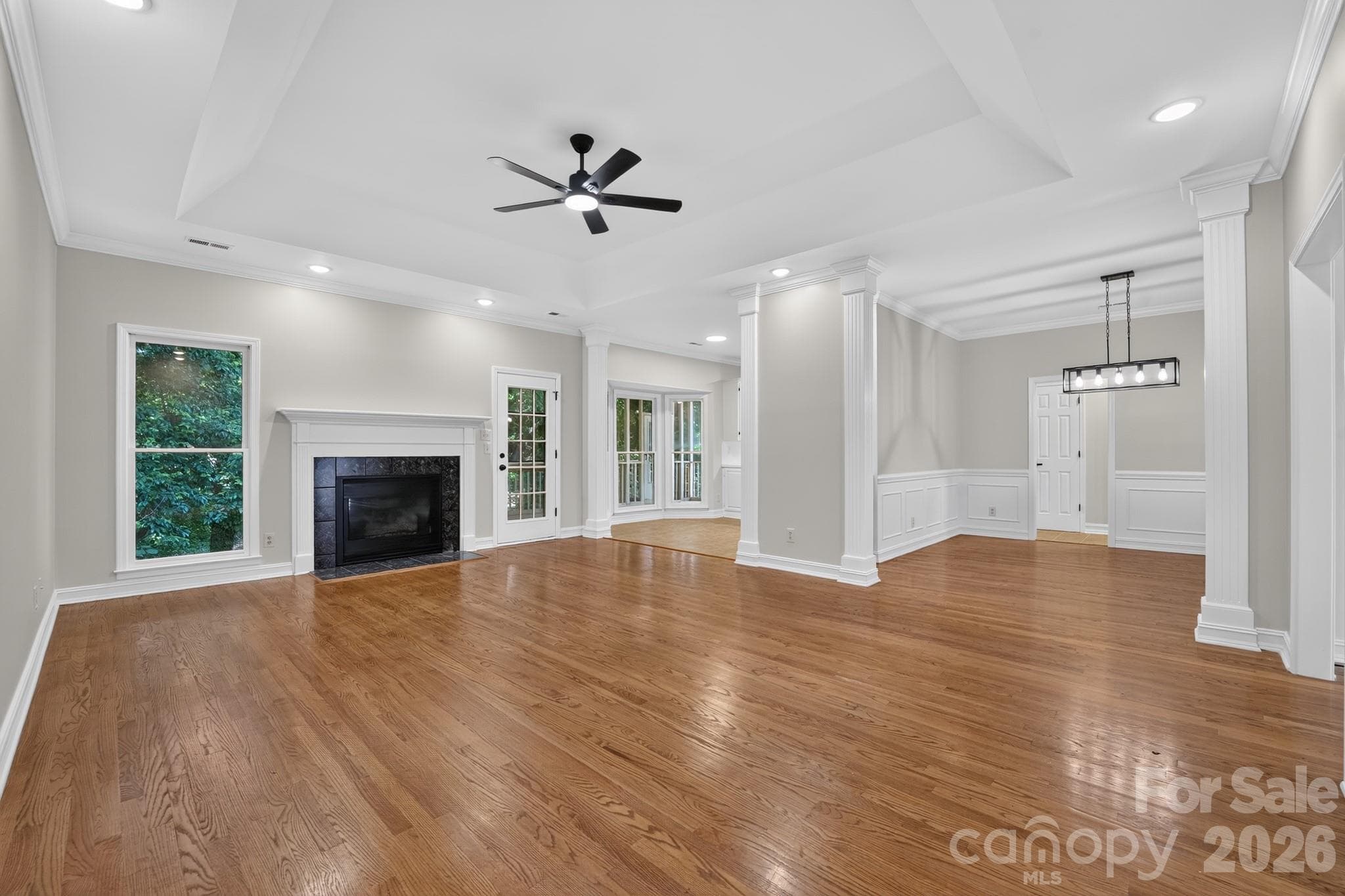 Single Family Residence at 1935 Hamptonwood Road, Rock Hill, photo 3 of 27