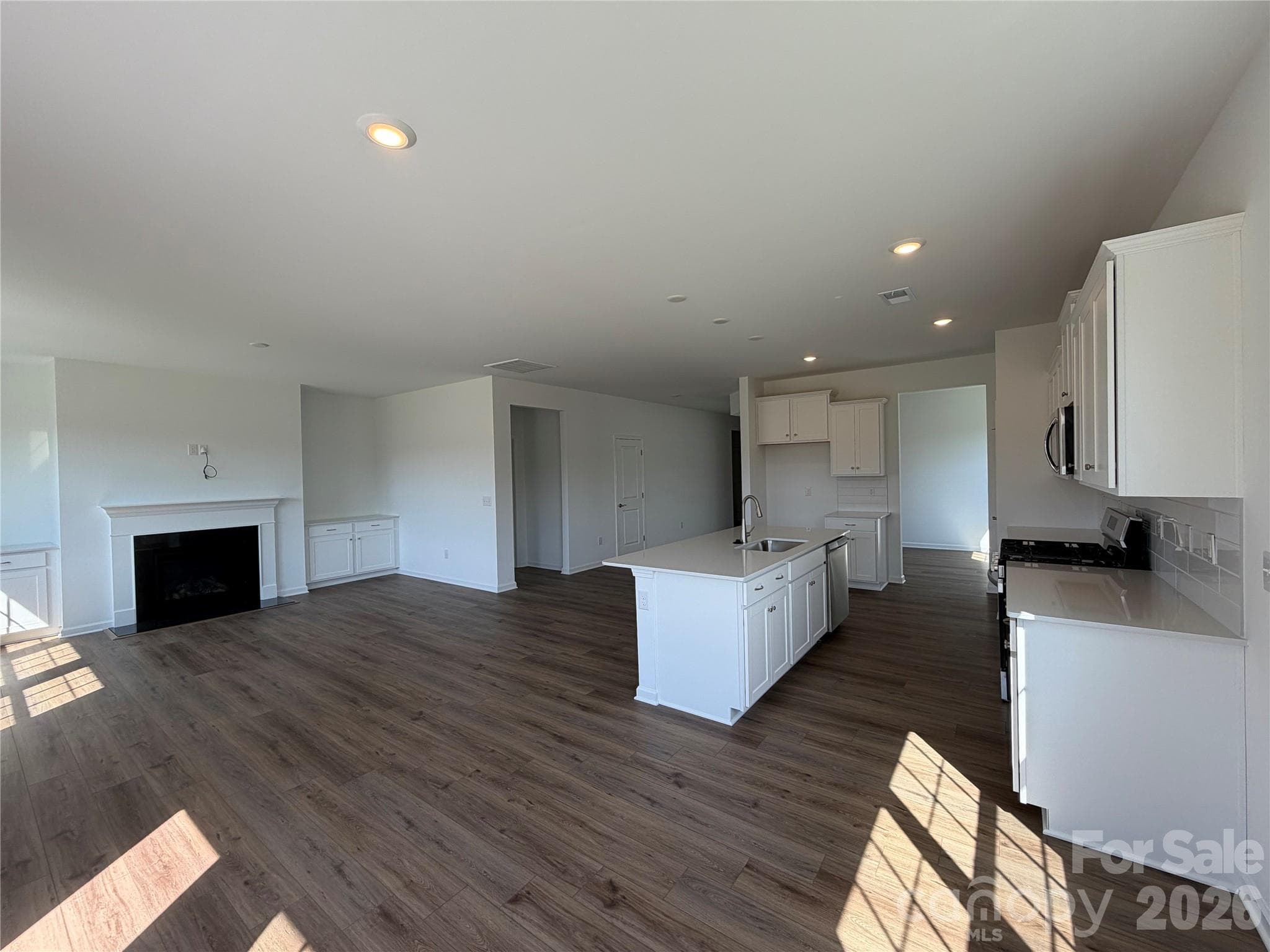 Single Family Residence at 7092 Juneberry Way, Maiden, photo 6 of 31